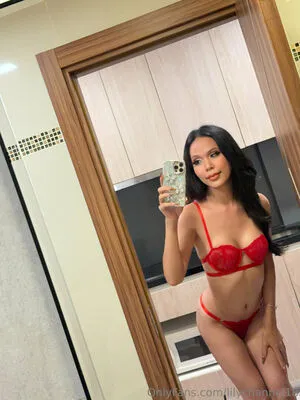 Lilychannel18 OnlyFans Leaked Free Thumbnail Picture - #8yG0RNzv9q