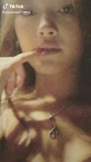 Lilychee OnlyFans Leaked Free Thumbnail Picture - #H1FubqBwdI