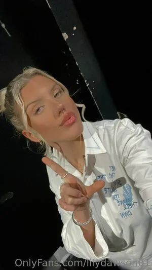 Lilydawson01 OnlyFans Leaked Free Thumbnail Picture - #g8c6Sbrqno