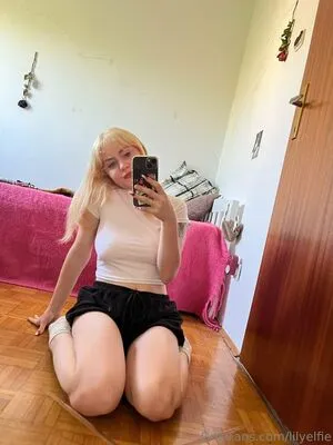 Lilyelfie OnlyFans Leaked Free Thumbnail Picture - #9pLTngCyUn