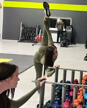 Lilyfoxe OnlyFans Leaked Free Thumbnail Picture - #8YqDOPziiG