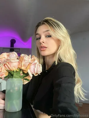 Lilyhosea OnlyFans Leaked Free Thumbnail Picture - #32tym7zanJ