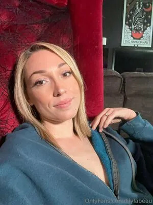 Lilylabeau OnlyFans Leaked Free Thumbnail Picture - #ZcNHn64Uc2
