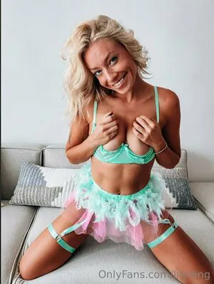 Lilylong OnlyFans Leaked Free Thumbnail Picture - #LRs7qSN6AM