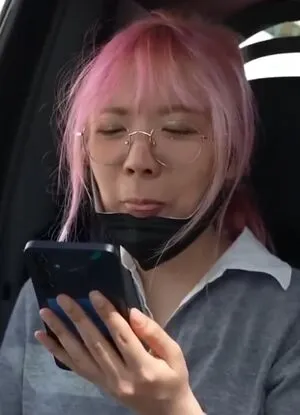 Lilypichu OnlyFans Leaked Free Thumbnail Picture - #goJ7HmRLlw