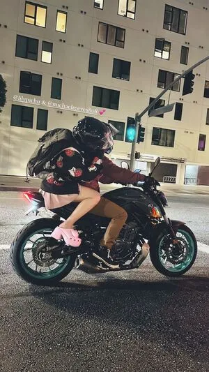 Lilypichu OnlyFans Leaked Free Thumbnail Picture - #iSWEIItbCY