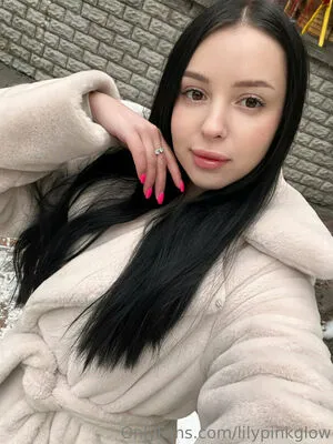 Lilypinkglow OnlyFans Leaked Free Thumbnail Picture - #e2pYiHii02