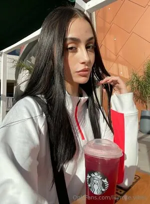 Lilyrose Vibes OnlyFans Leaked Free Thumbnail Picture - #6MohYJhmlA