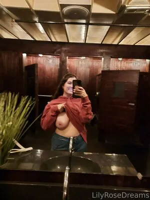 Lilyrose71 OnlyFans Leaked Free Thumbnail Picture - #kMY7ywnYjB