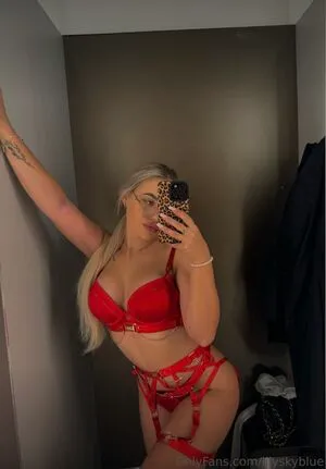 Lilyskyblue OnlyFans Leaked Free Thumbnail Picture - #JZP0MCOWip