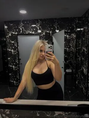 Lilyskyblue OnlyFans Leaked Free Thumbnail Picture - #mhgYovShi2