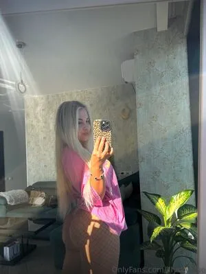 Lilyskyblue OnlyFans Leaked Free Thumbnail Picture - #twOOWszRVT