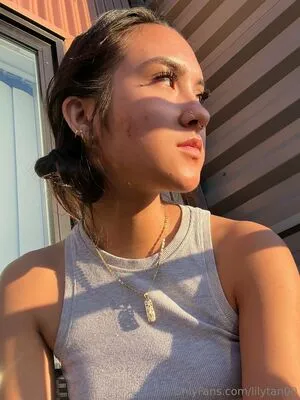 Lilytan00 OnlyFans Leaked Free Thumbnail Picture - #F7IIfzeAJa