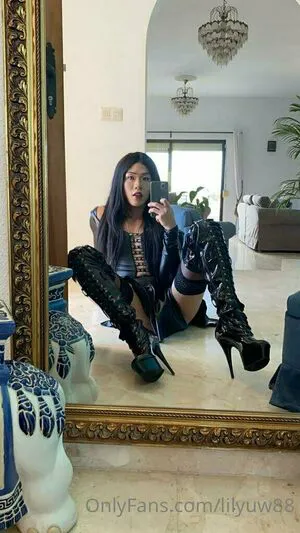 Lilyuw88 OnlyFans Leaked Free Thumbnail Picture - #1v0sxhX7X2