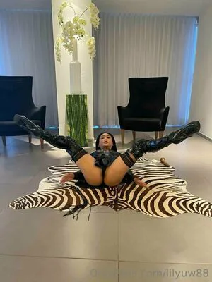 Lilyuw88 OnlyFans Leaked Free Thumbnail Picture - #ArgCRUwnou