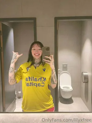 Lilyxfree OnlyFans Leaked Free Thumbnail Picture - #LzxqZFZswB