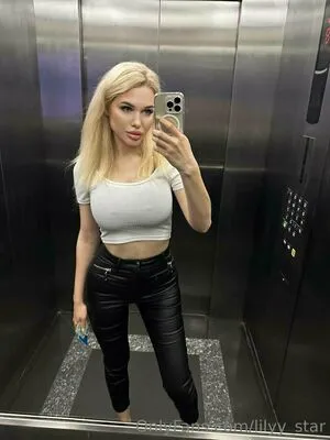 Lilyy Star OnlyFans Leaked Free Thumbnail Picture - #mntnPnzc2V
