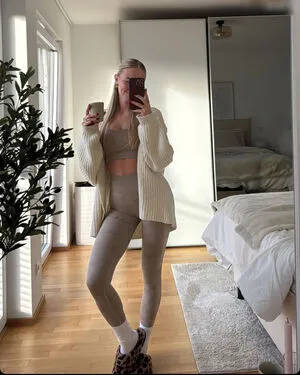 Lina Dren OnlyFans Leaked Free Thumbnail Picture - #HGU7yrQS3t