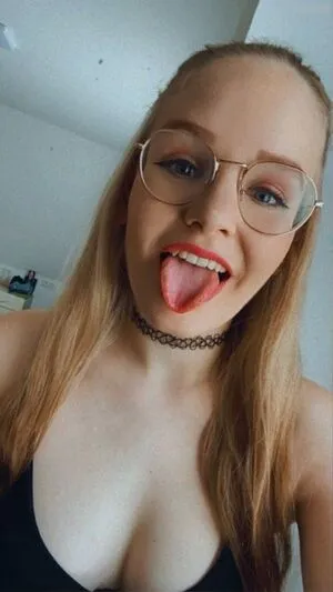 Lina Klein OnlyFans Leaked Free Thumbnail Picture - #YsayDHsHFo