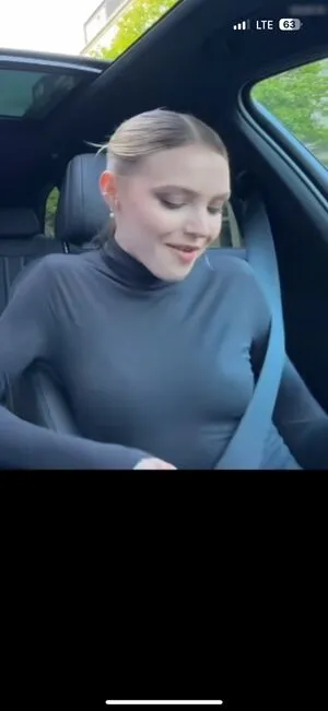 Lina Larissa Strahl OnlyFans Leaked Free Thumbnail Picture - #MwuaK6VfVd