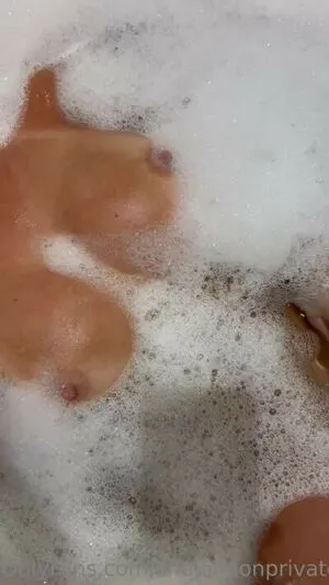 Lina London OnlyFans Leaked Free Thumbnail Picture - #tLsZJht0n5