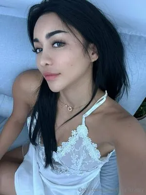 Lina Lovely OnlyFans Leaked Free Thumbnail Picture - #33N22Xj21Y
