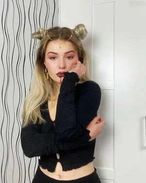 Lina Rode Lidiro OnlyFans Leaked Free Thumbnail Picture - #5BtrgoBBrW