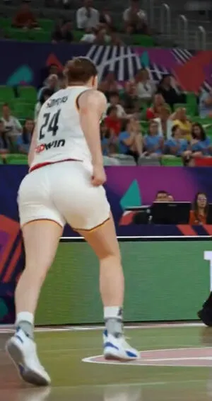Lina Sontag OnlyFans Leaked Free Thumbnail Picture - #P6bJpsMAgo