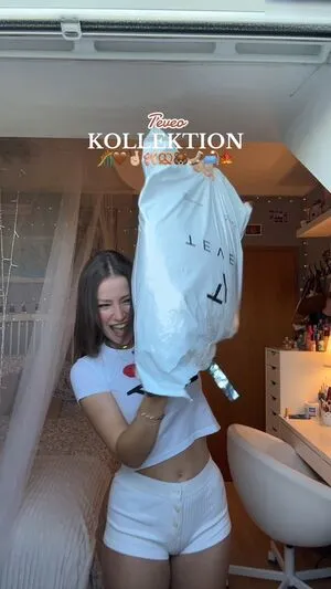 Lina Valeska OnlyFans Leaked Free Thumbnail Picture - #JHJwo18GUj