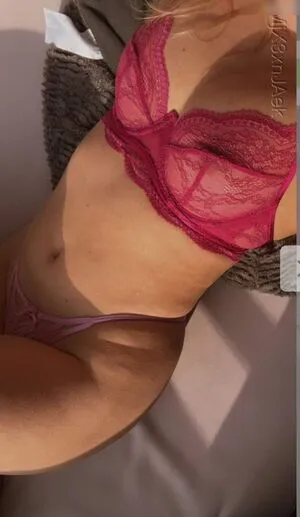 Lina32144 OnlyFans Leaked Free Thumbnail Picture - #Lm03hf7UXc