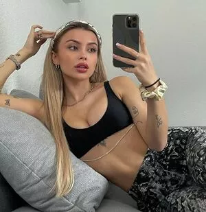 Linabmn OnlyFans Leaked Free Thumbnail Picture - #mUgxUqYr80