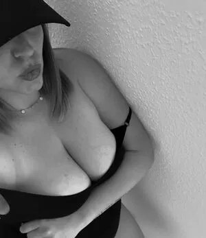 Linaboobs OnlyFans Leaked Free Thumbnail Picture - #Lo3mbpJUCH