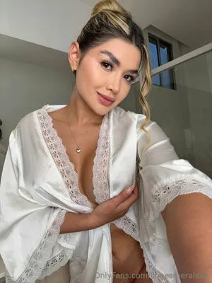 Linaesmeraldaa OnlyFans Leaked Free Thumbnail Picture - #ADv9SqNCDg