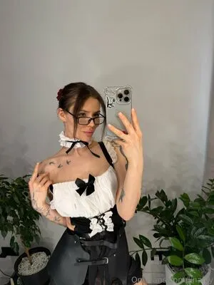 Linaivy OnlyFans Leaked Free Thumbnail Picture - #bx2HGFuL8T