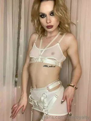 Linaroyalty OnlyFans Leaked Free Thumbnail Picture - #p74xQSHqvF