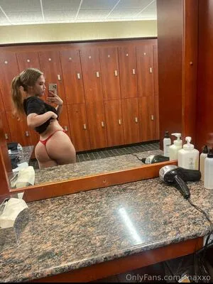 Linaxxo OnlyFans Leaked Free Thumbnail Picture - #7C4POaPtet