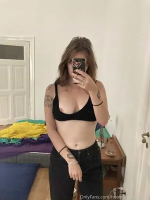 Linda Blair OnlyFans Leaked Free Thumbnail Picture - #enejH6IiNJ