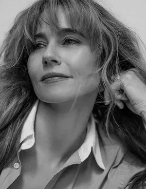 Linda Cardellini OnlyFans Leaked Free Thumbnail Picture - #IFTQosSIpL