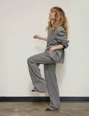 Linda Cardellini OnlyFans Leaked Free Thumbnail Picture - #Sr8ZKb9vEP