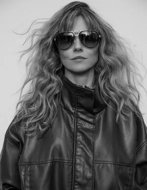 Linda Cardellini OnlyFans Leaked Free Thumbnail Picture - #rfFfesI2L0