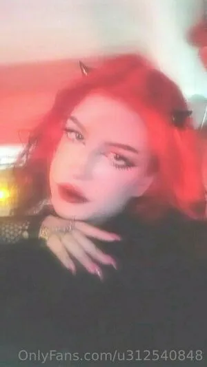 Linda Dragon OnlyFans Leaked Free Thumbnail Picture - #0SxokoMBrE