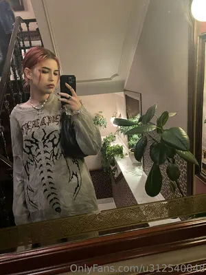 Linda Dragon OnlyFans Leaked Free Thumbnail Picture - #tCJCL5UJy0
