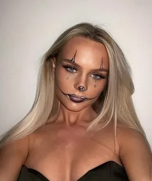 Linda Gleiber OnlyFans Leaked Free Thumbnail Picture - #2N28x5WQUL