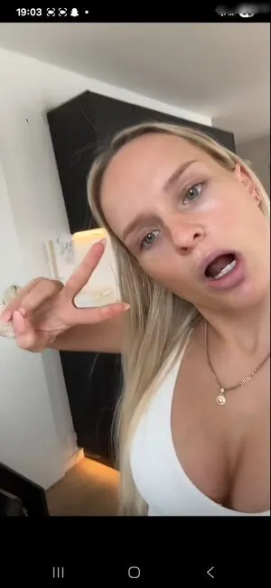 Linda Gleiber OnlyFans Leaked Free Thumbnail Picture - #Aght3hTQT8