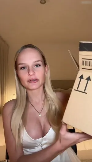 Linda Gleiber OnlyFans Leaked Free Thumbnail Picture - #IIMQS1pgB6