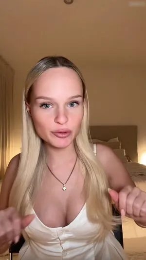 Linda Gleiber OnlyFans Leaked Free Thumbnail Picture - #TgardPj3E0
