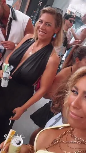 Linda Teodosiu OnlyFans Leaked Free Thumbnail Picture - #k8m2VIlhSW