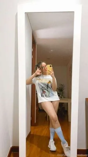 Lindabluee OnlyFans Leaked Free Thumbnail Picture - #H9YwKlCLt0