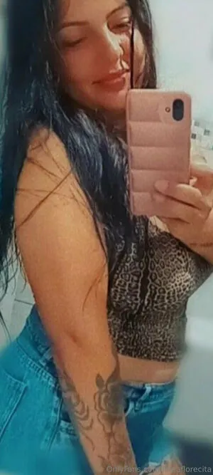 Lindaflorecita OnlyFans Leaked Free Thumbnail Picture - #YufwoUBU99