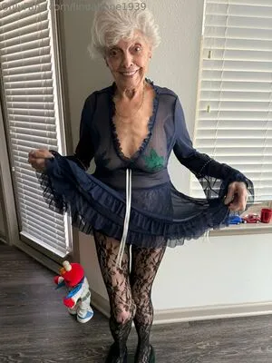 Lindahope1939 OnlyFans Leaked Free Thumbnail Picture - #3rnlbm36F1